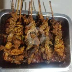 Sate Rempelo Ati Bumbu Rendang