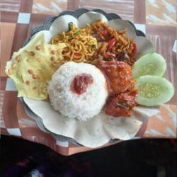 Nasi Campur Ayam Masak Merah