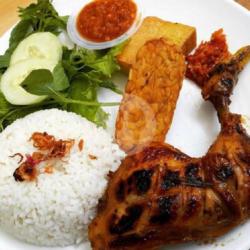 Ayam Bakar  Nasi Tempe  Tahu