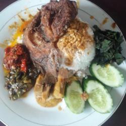 Nasi   Ikan Goreng Mujair