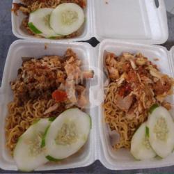 Nasi Ayam Geprek Indomie