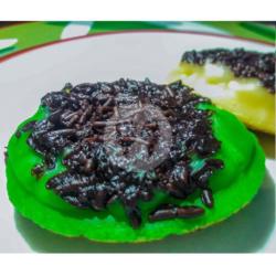 Surabi Pandan Coklat