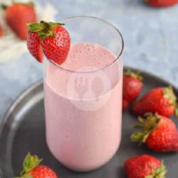 Strawberry Lassi