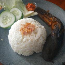 Paket Nasi Lele Sambel Joss   Teh