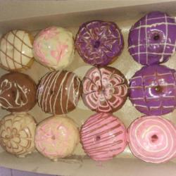 Donat Mix Rasa Taro,tiramisu,vanilla,strowberry,coklat