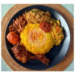 Nasi Kuning Ayam Kecap   Telur Balado