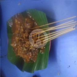 Sate Ayam Kombinasi Usus Sapi