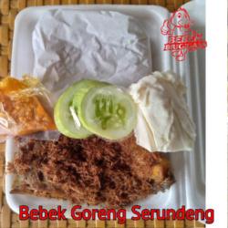 Nasi   Bebek Goreng Serundeng