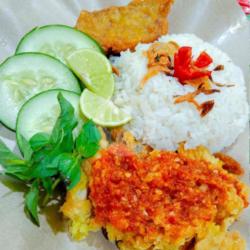 Nasi Ayam Krispy Geprek