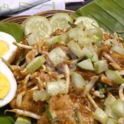 Karedok Lontong   Telor