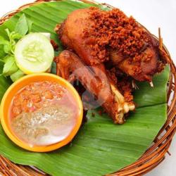 Bebek Goreng