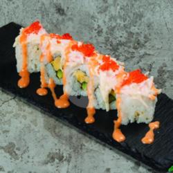 Kani Tobiko Roll