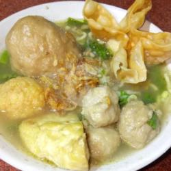 Bakso Telor (bakso Telor,bakso Kecil, Tahu,bakso Pangsit,bakso Goreng)