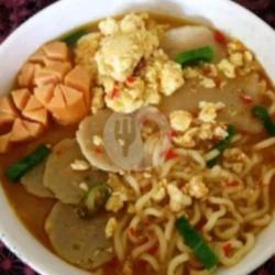 Seblak Mie Telor Bakso Sosis Endooor