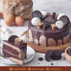 Snickers Choco Cake