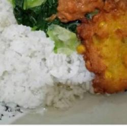 Nasi Paket (nike Goreng/perkedel Jagung/bawan Goreng)