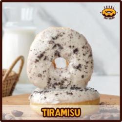 Donat Bolong Tiramisu