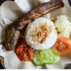 Nasi Uduk Lele