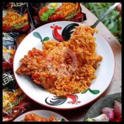 Indomie Goreng Rasa Ayam Geprek