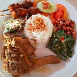 Nasi Campur Ayam