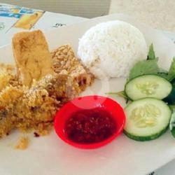Nasi Tahu / Tempe Kremes