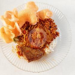 Nasi Uduk   Semur Tahu