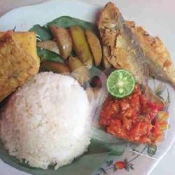 Nasi Jengkol, Terong Goreng