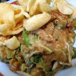 Gado-gado Lontong Telor Dadar