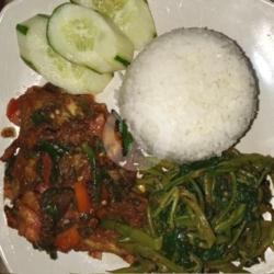 Ayam Goreng Sambel Pecak   Nasi Putih