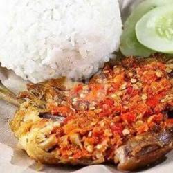 Ayam Bakar Geprek   Nasi