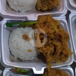 Nasi Ayam Kriyuk