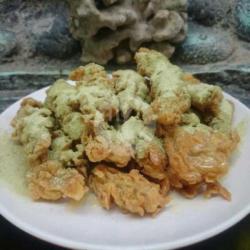 Pisang Crispy Tabur Greentea