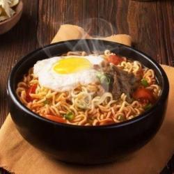 Mie Pedas Rebus   Telur   Daging