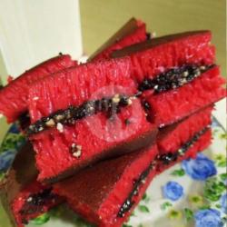 Red Velvet Coklat