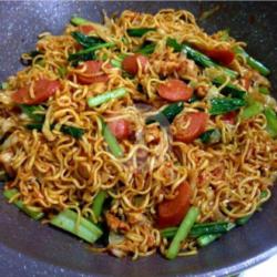 Mie Goreng Sosis Ayam Bakso