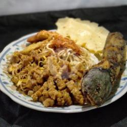 Nasi Campur Lele Goreng