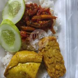 Paket Nasi Sambal Teri Tahu Tempe