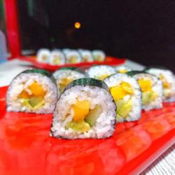 Avo, Mango, Cucumber Roll 8pcs