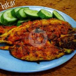 Nasi Ikan Bakar Bandeng