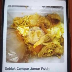 Seblak Jamur Putih