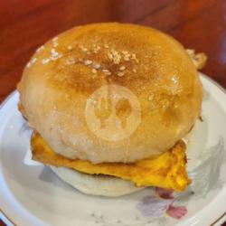 Burger Special Telur