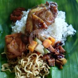 Nasi Campur Ayam Goreng