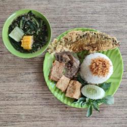 Nasi Timbel Bandeng