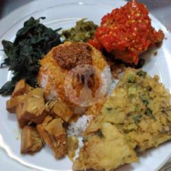 Nasi Ayam Sambel  Telor Dadar  Es Teh Manis