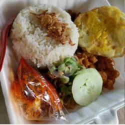 Nasi Uduk Telor Ceplok