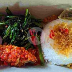 Nasi Rames Ikan Tongkol