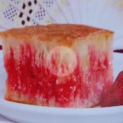 Martabak Manis Strawbery Kacang Coklat