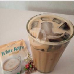 Luwak White Coffie Dingin