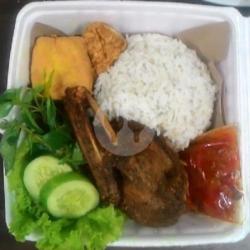 Paket Hemat Bebek Sambel Korek, Nasi