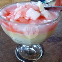 Sop Durian Kelapa Strawberry